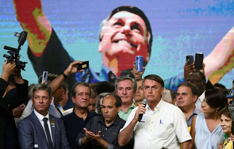 Au Brésil, la démocratie peut-elle faire face aux tentations putschistes de Jair Bolsonaro ?