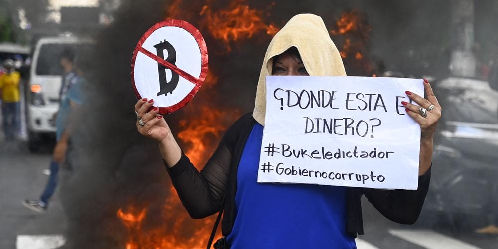 La désillusion au Salvador après un an d’utilisation du bitcoin comme monnaie légale