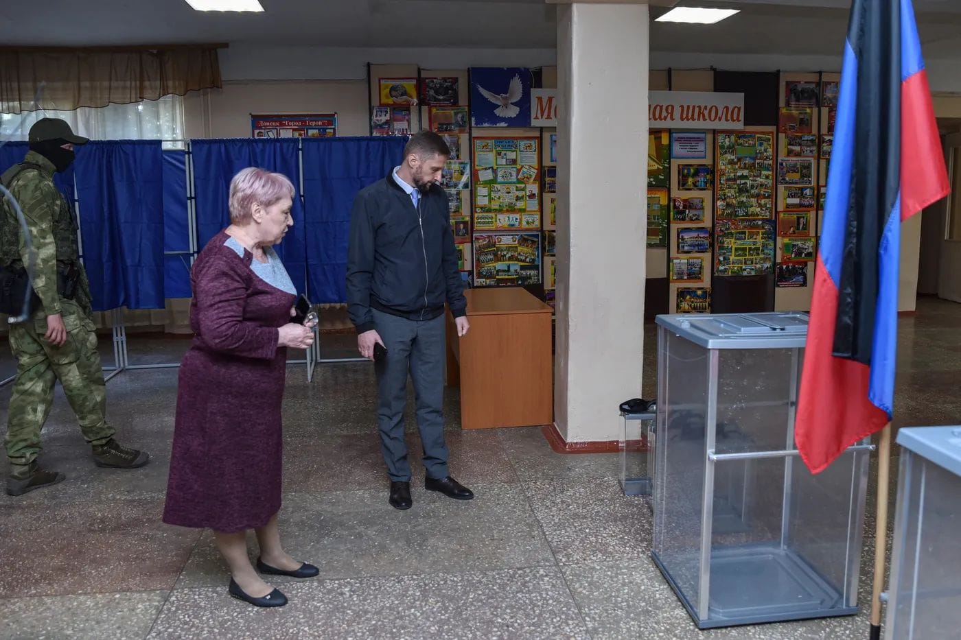 Référendum d’annexion à la Russie : ouverture des bureaux de vote dans les régions séparatistes