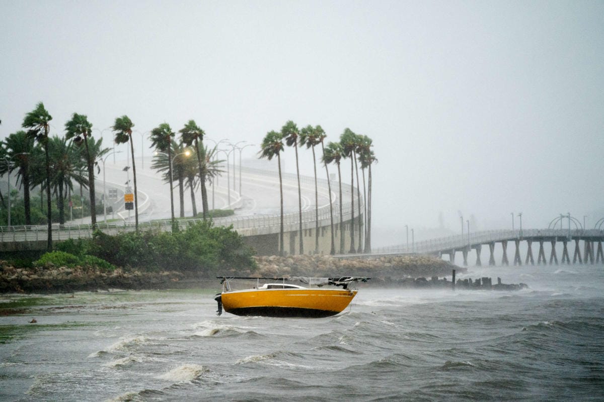 Ouragan Ian : la Floride sous les eaux et plongée dans le noir