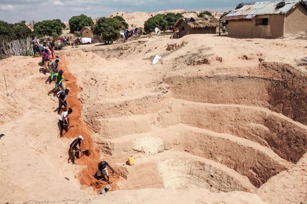 Madagascar : la vallée maudite du saphir