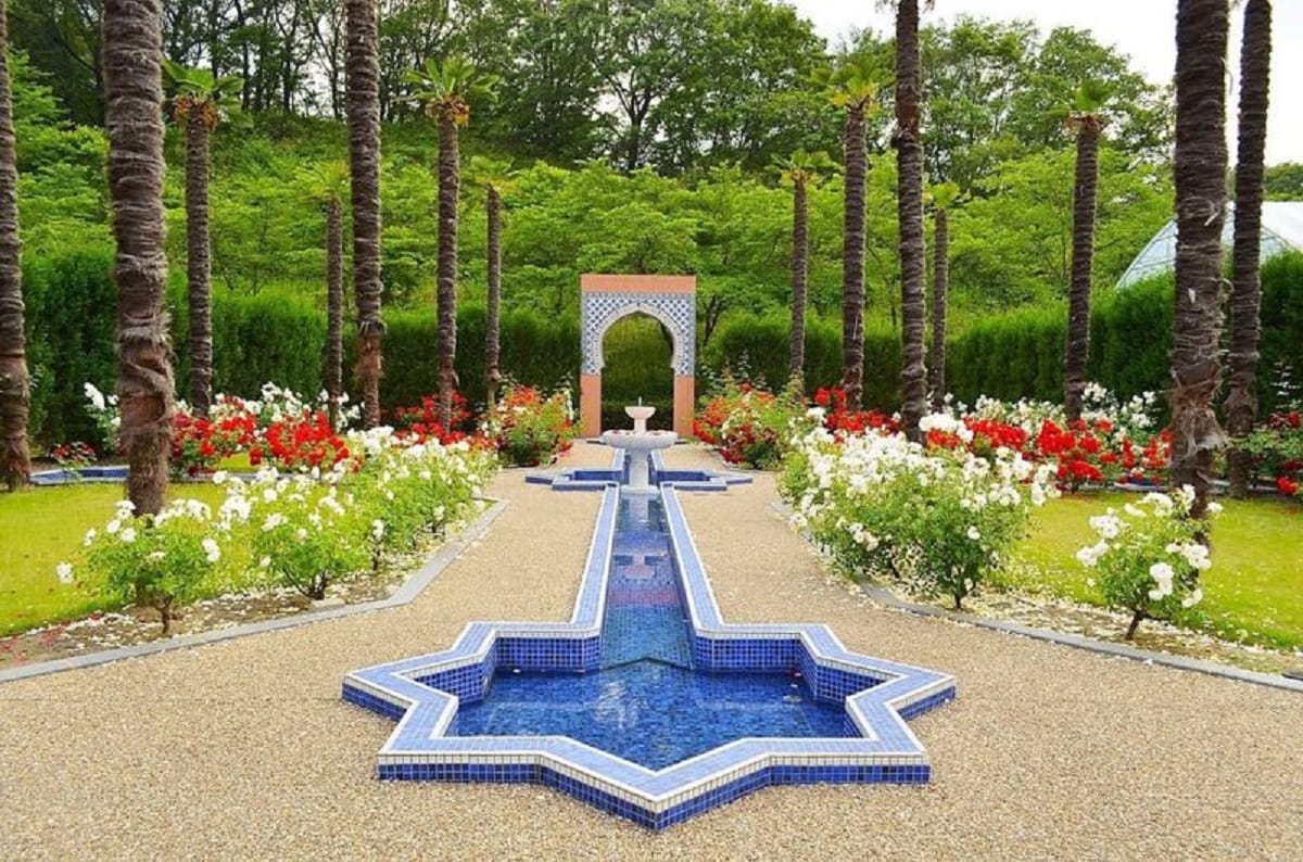 Fatim-Zahra Ammor en visite au Japon pour l'inauguration du jardin marocain au Gifu World Rose Garden