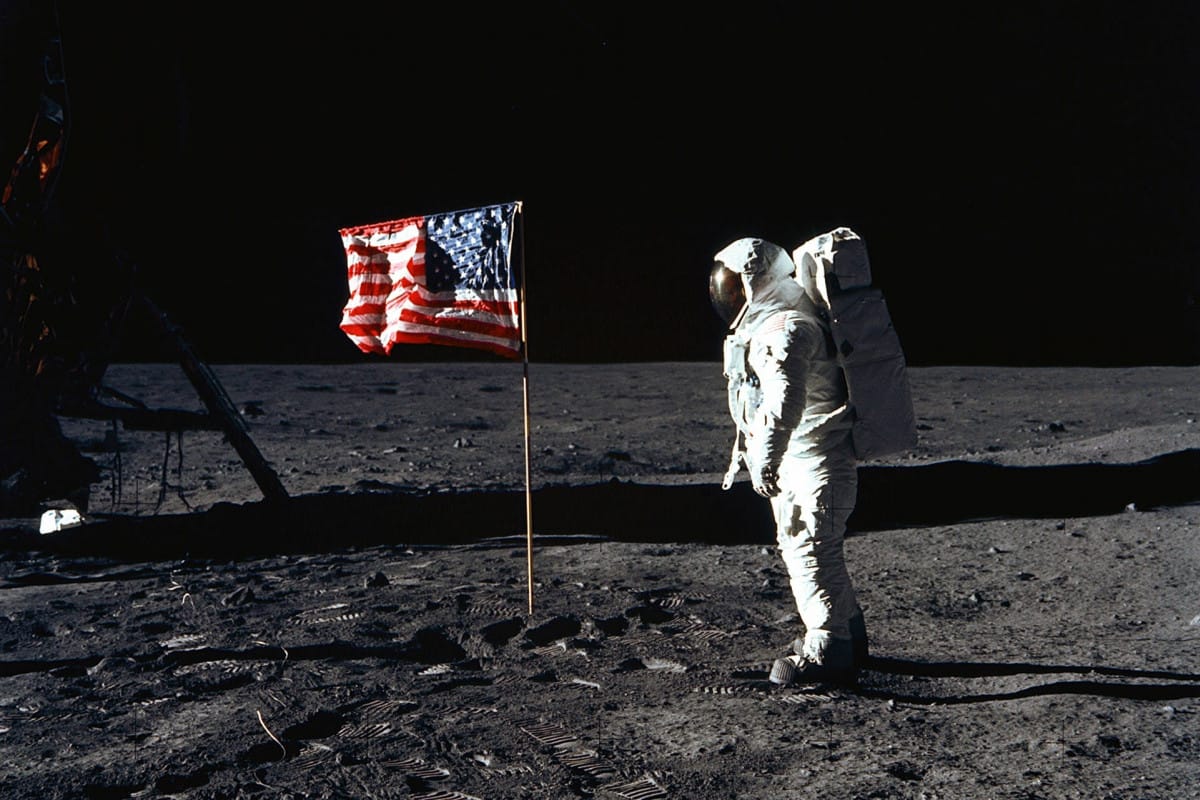 Pourquoi les Américains veulent-ils reconquérir la Lune ?