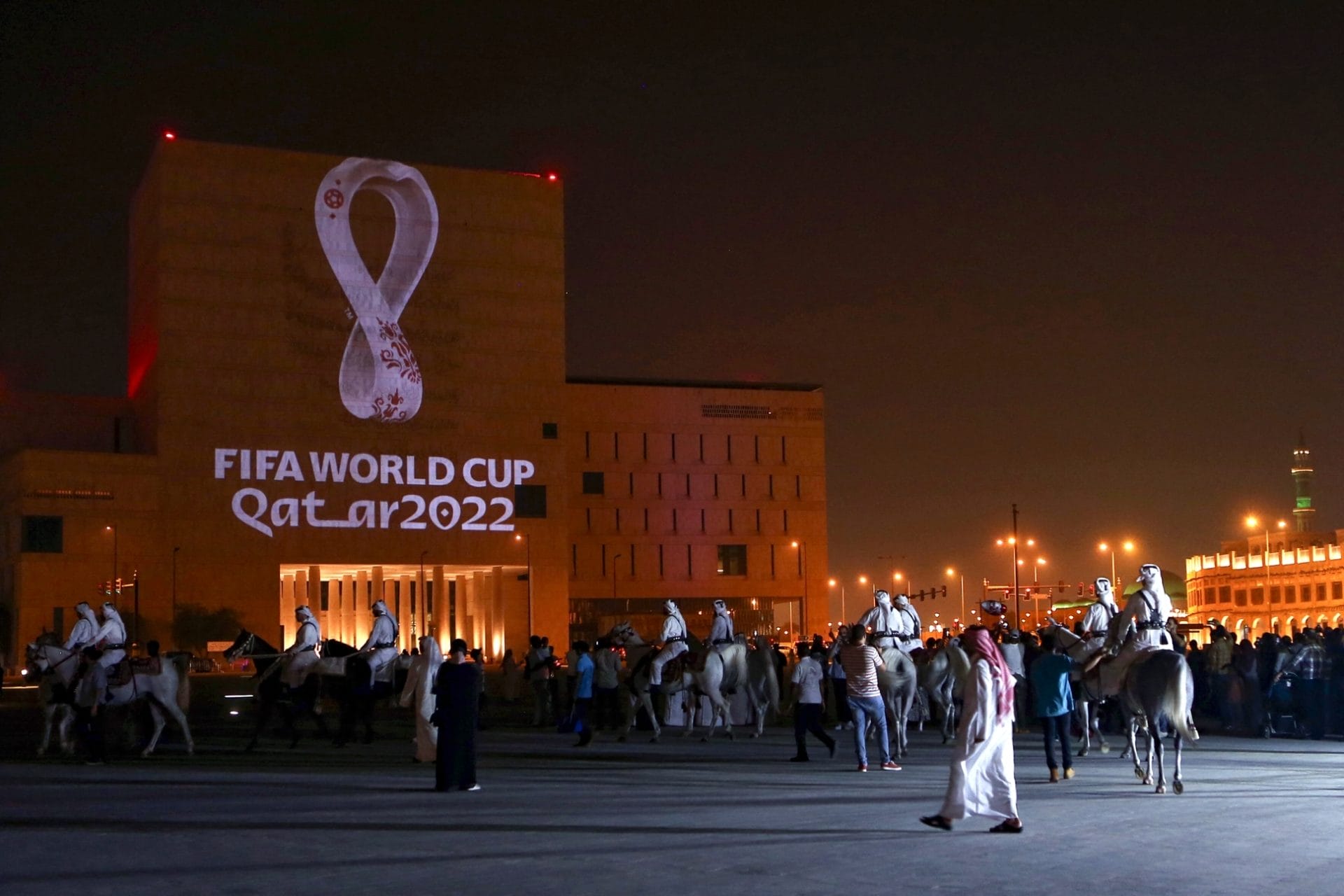 logo-de-la-coupe-du-monde-2022-a-doha-le-3-septembre-2019 Quel pays comptera le plus de supporters au Qatar ?