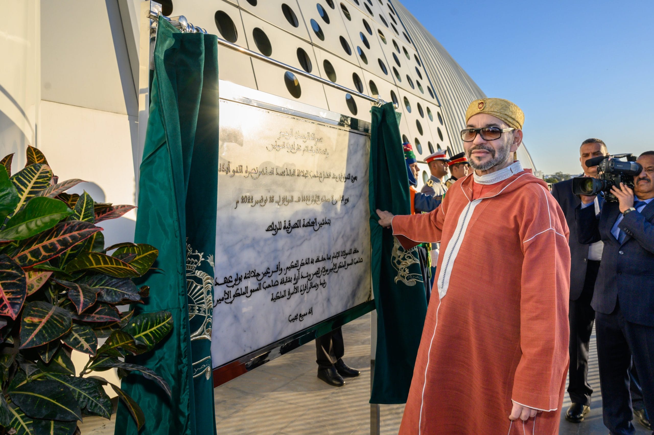 Le roi Mohammed VI inaugure la nouvelle gare routière de Rabat