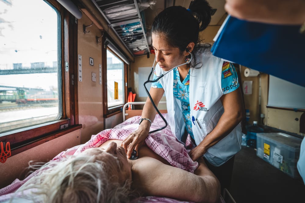 Ukraine, la machine à blessés: témoignage d'une urgentiste de MSF