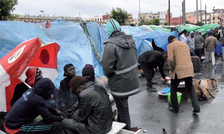 Migrants subsahariens : des tensions mais quelles solutions ?