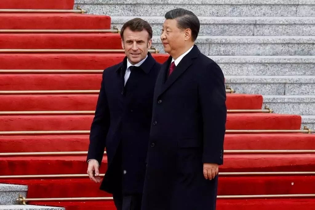 Emmanuel Macron : quel est l'intérêt de sa visite en Chine ?