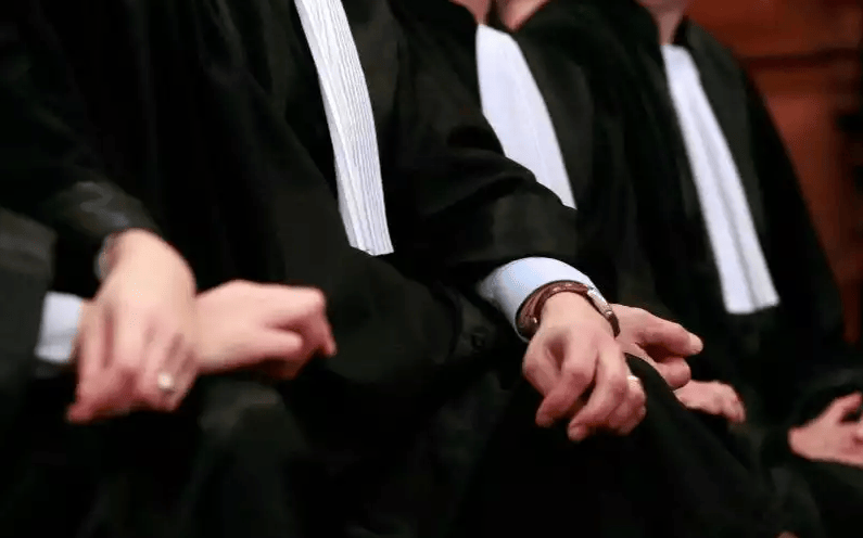 Entre la Justice et les candidats recalés au concours d’avocat, fin des espoirs, fin du dialogue ? 3 avocats maroc