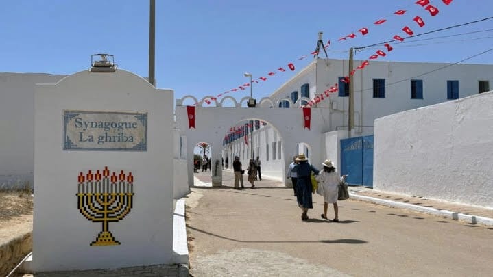 Tunisie : une attaque fait quatre morts à Djerba Tunisie : une attaque fait quatre morts à Djerba