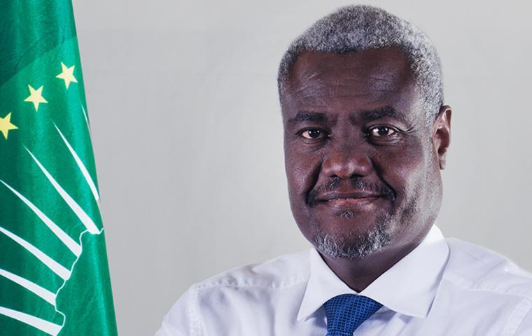 Référendum constitutionnel au Mali : Moussa Faki Mahamat se félicite de l’annonce Référendum constitutionnel au Mali : Moussa Faki Mahamat se félicite de l'annonce