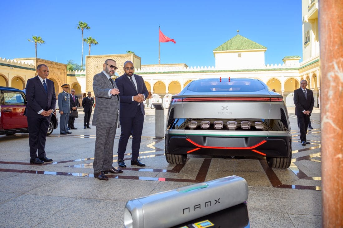 Made in Morocco : présentation au Roi des voitures "Neo Motors" et "NamX" 2 FwL QSOWYAkF GB