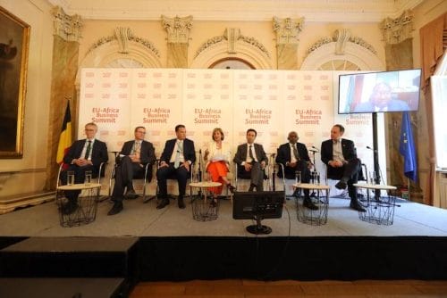 Entre l’Afrique et l’Europe, une volonté de redynamiser l’avenir commun 1 Entre l’Afrique et l’Europe, une volonté de redynamiser l’avenir commun