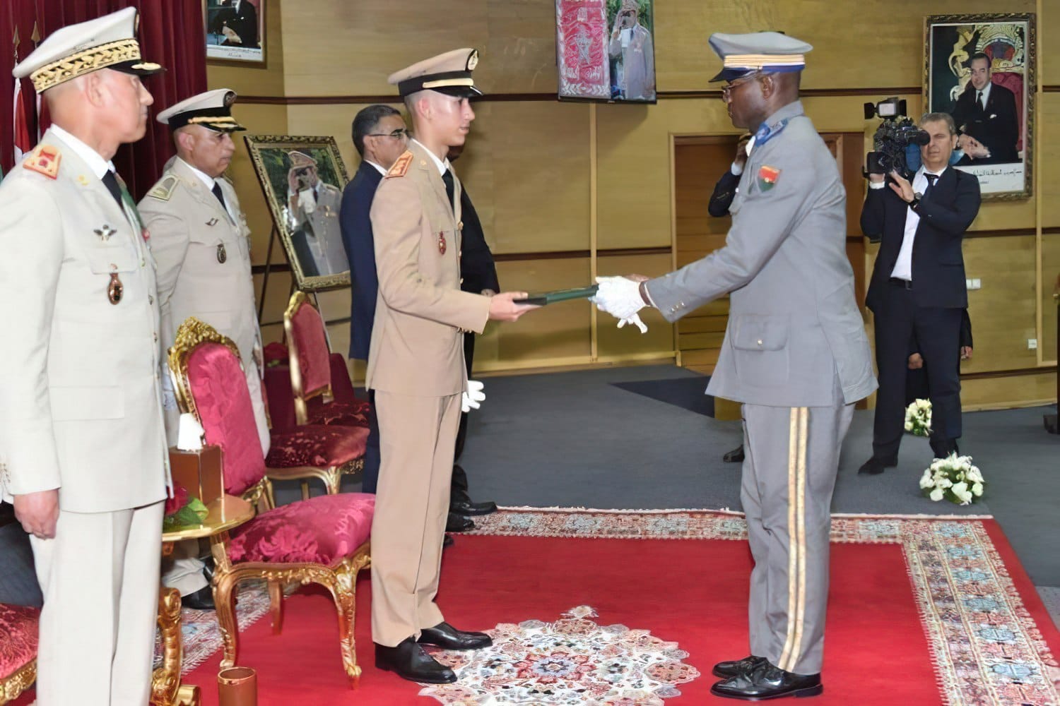 Enseignement militaire supérieur : le prince héritier Moulay El Hassan préside une cérémonie au Collège royal