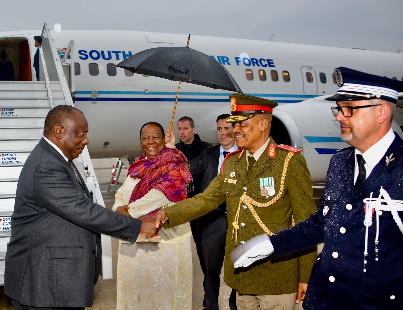 Sommet à Paris sur la finance mondiale : Ramaphosa ne plaisante pas ! Sommet à Paris sur la finance mondiale : Ramaphosa ne plaisante pas !