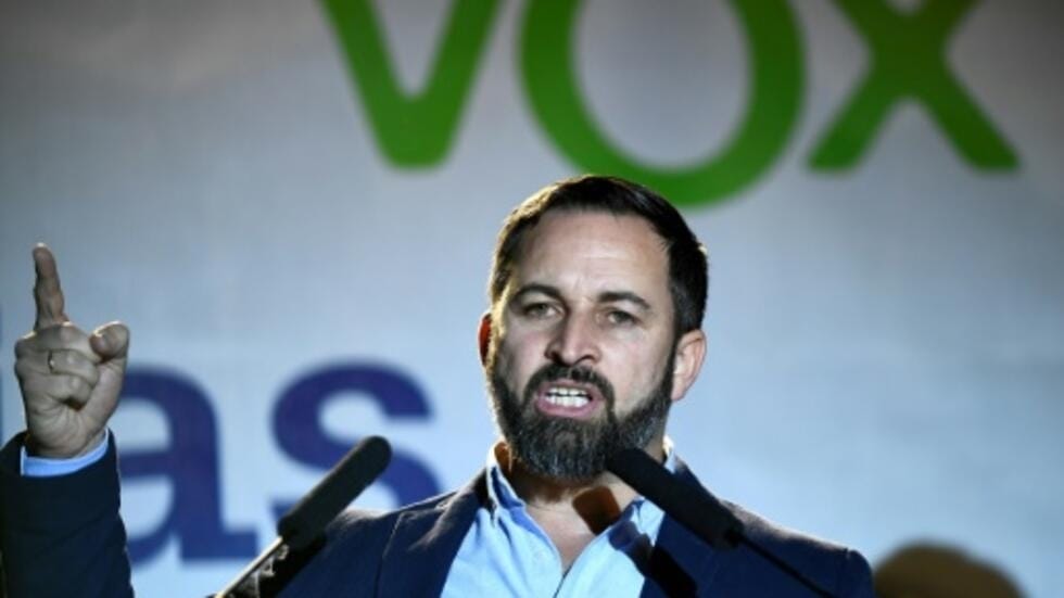 Espagne : qui est Santiago Abascal, chef du parti d'extrême droite VOX ?