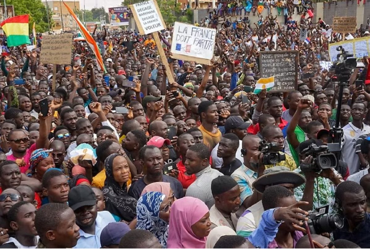 Possible intervention militaire au Niger : le compte à rebours a commencé