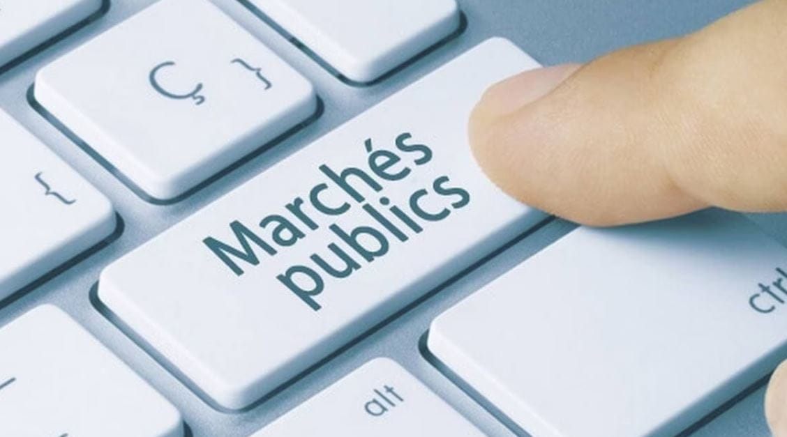 Marchés publics : l’État accélère les résiliations et renforce les contrôles face aux blocages