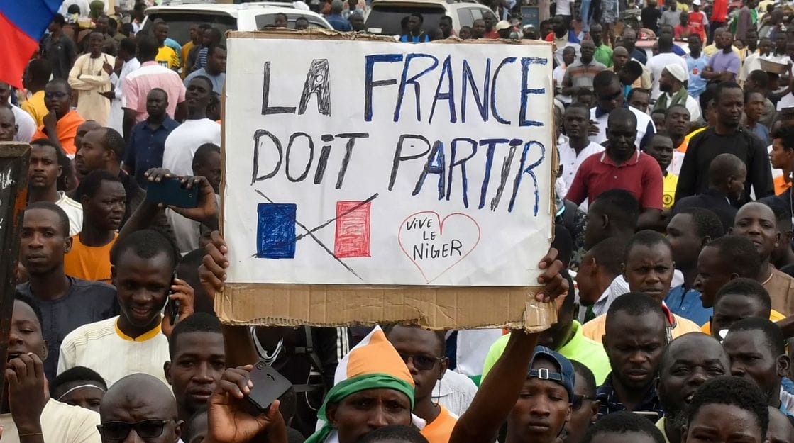 La France doit-elle partir du continent ?