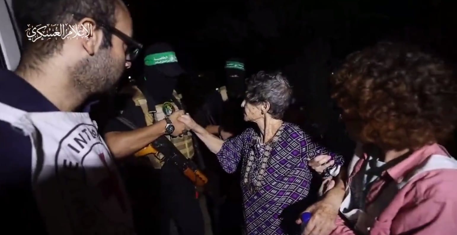 L’une des deux otages israéliennes libérées lundi témoigne