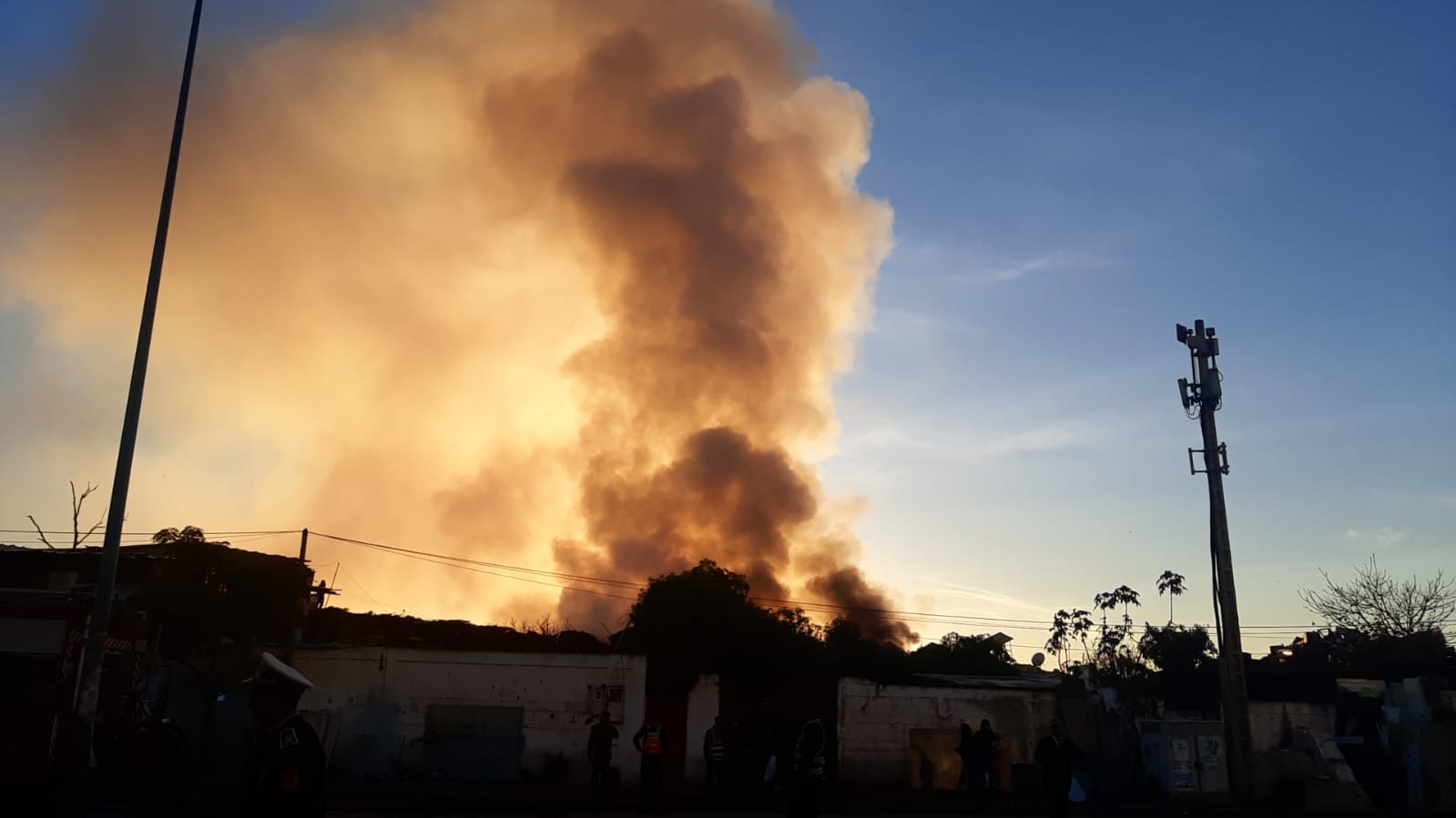 Casablanca : la «Joutya» de Derb Ghallef en feu