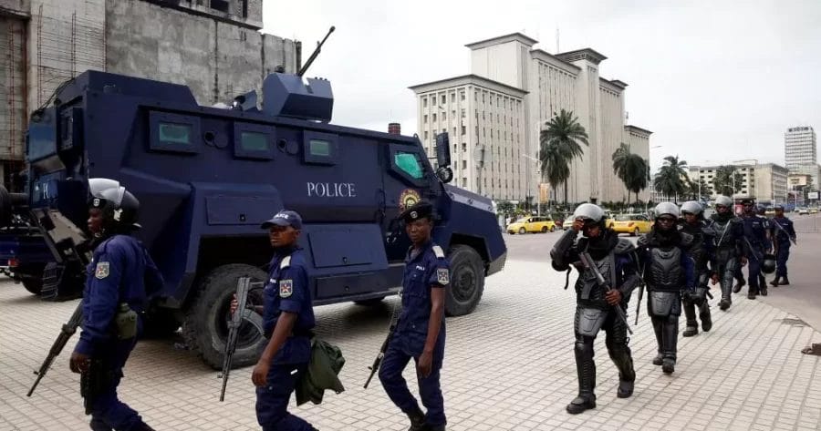 Elections en RDC : un dépouillement sous haute tension 1 policiers kinshasa