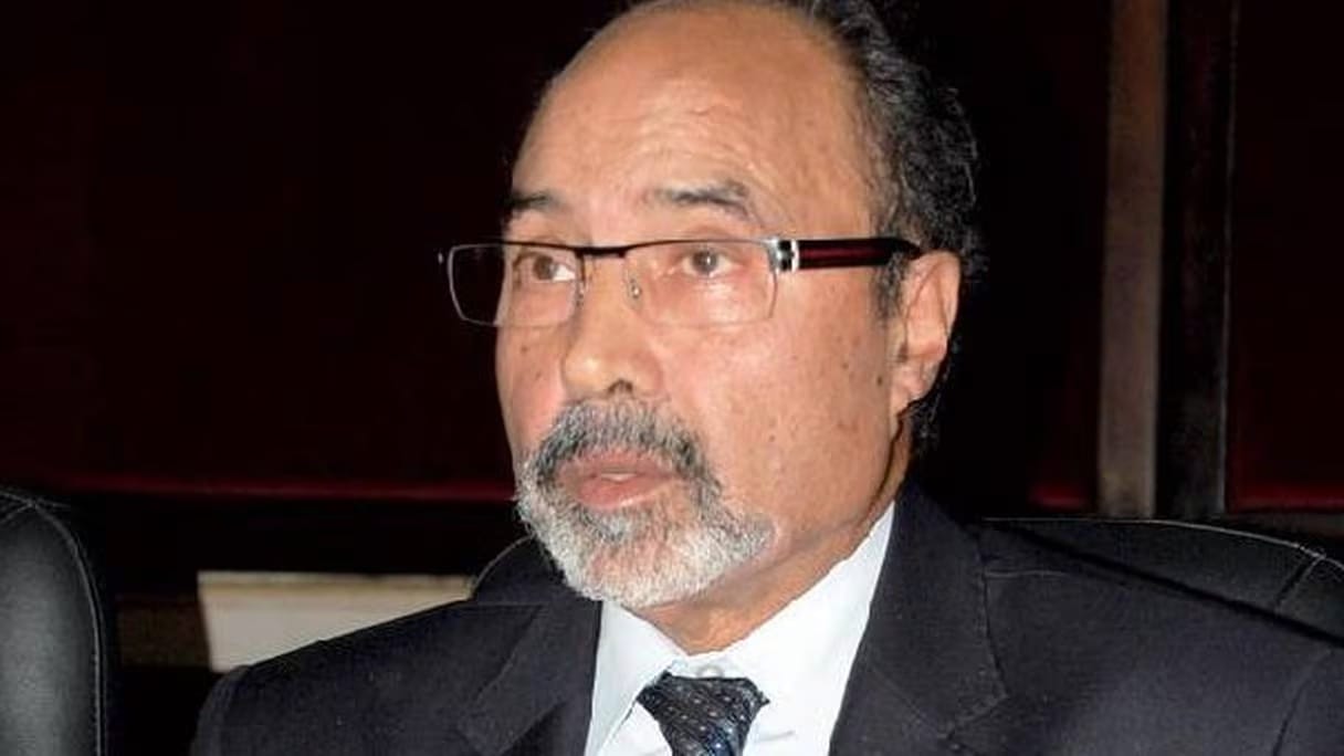 Funérailles et hommages pour Me Abdelaziz Benzakour, icône du barreau marocain Funérailles et hommages pour Me Abdelaziz Benzakour, icône du barreau marocain