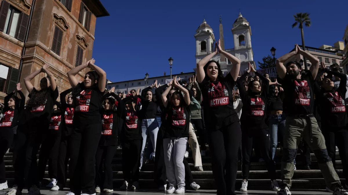 Italie : un flash mob dénonçant les violences à l'égard des femmes