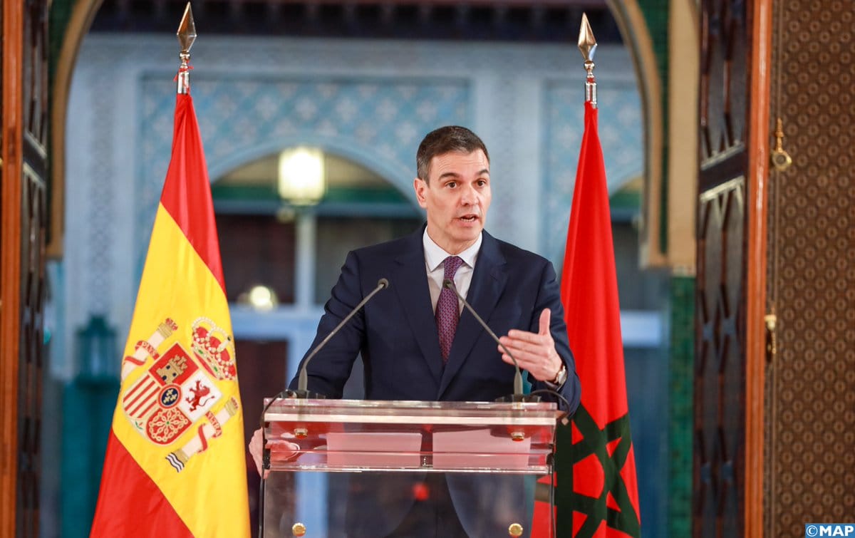 Pedro Sanchez décide de rester