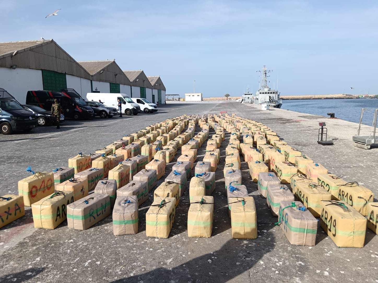 Agadir : plus de 10 tonnes de résine de cannabis interceptées