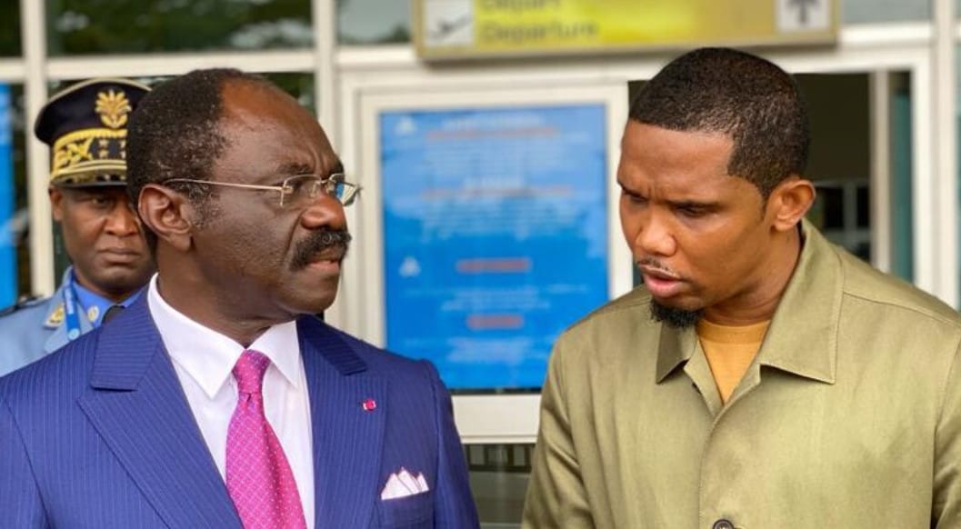 Samuel Eto'o et Narcisse Mouelle Kombi