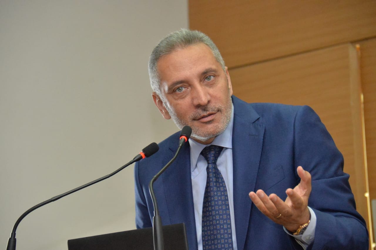 Moulay Hafid Elalamy a des talents cachés (vidéo) Moulay Hafid Elalamy a des talents cachés (vidéo)