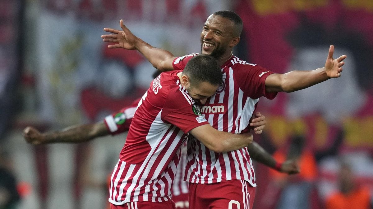 Ayoub El Kaabi mène l'Olympiakos en finale de la Ligue Europa Conférence