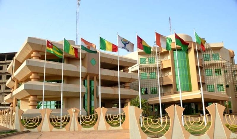 UEMOA : 1.300 milliards FCFA à lever sur le marché régional d’ici novembre 2025 UEMOA : 1.300 milliards FCFA à lever sur le marché régional d’ici novembre 2025