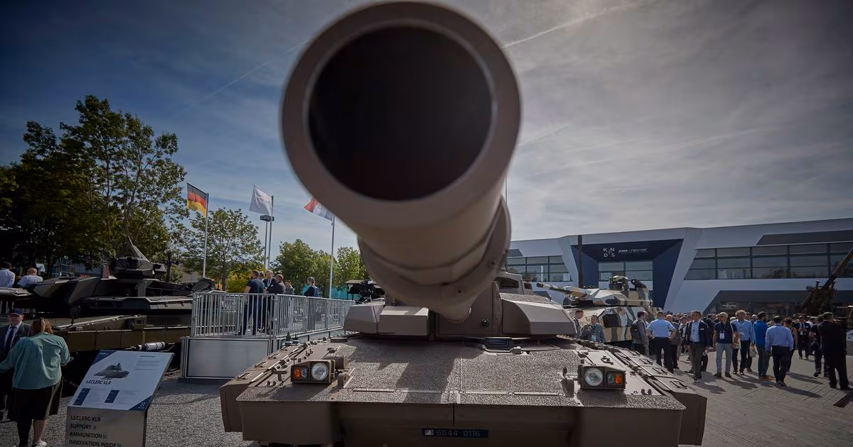 Armement : la France interdit la participation d'entreprises israéliennes à un salon