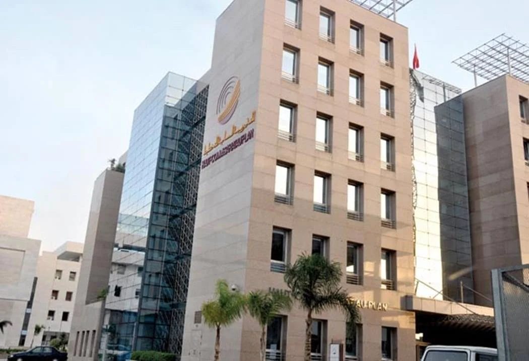 Emploi : une reprise inégale portée par les services et le BTP