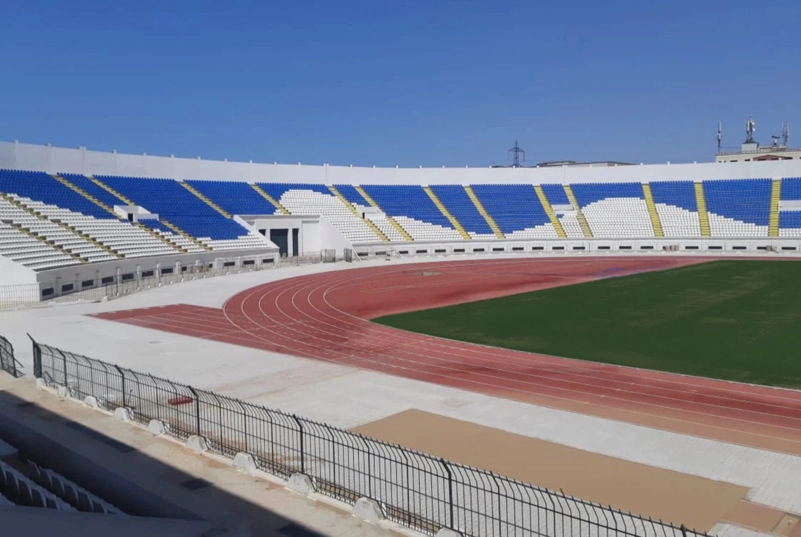 Le stade Larbi Zaouli bientôt ouvert pour accueillir le Raja et le Wydad