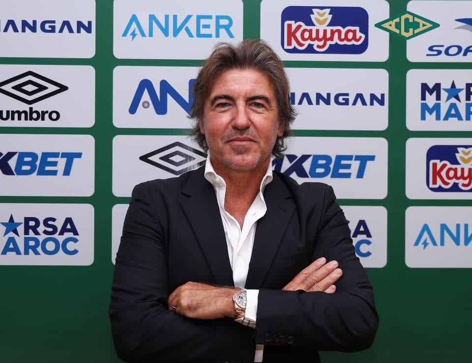 Le Raja présente son nouvel entraineur Le Raja présente son nouvel entraineur