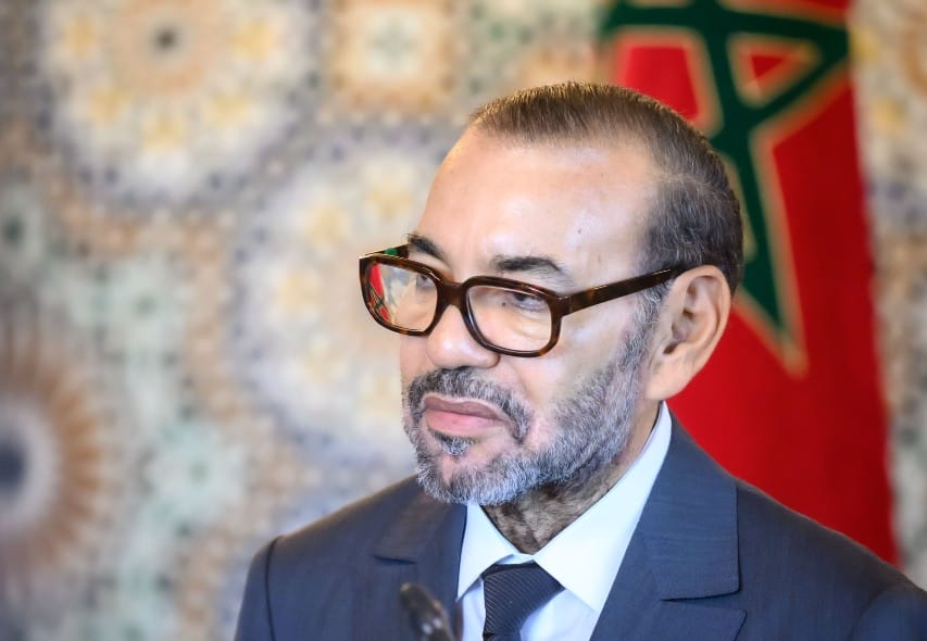 Le Roi a reçu Akhannouch ainsi que les membres du gouvernement dans sa nouvelle configuration Le Roi a reçu Akhannouch ainsi que les membres du gouvernement dans sa nouvelle configuration