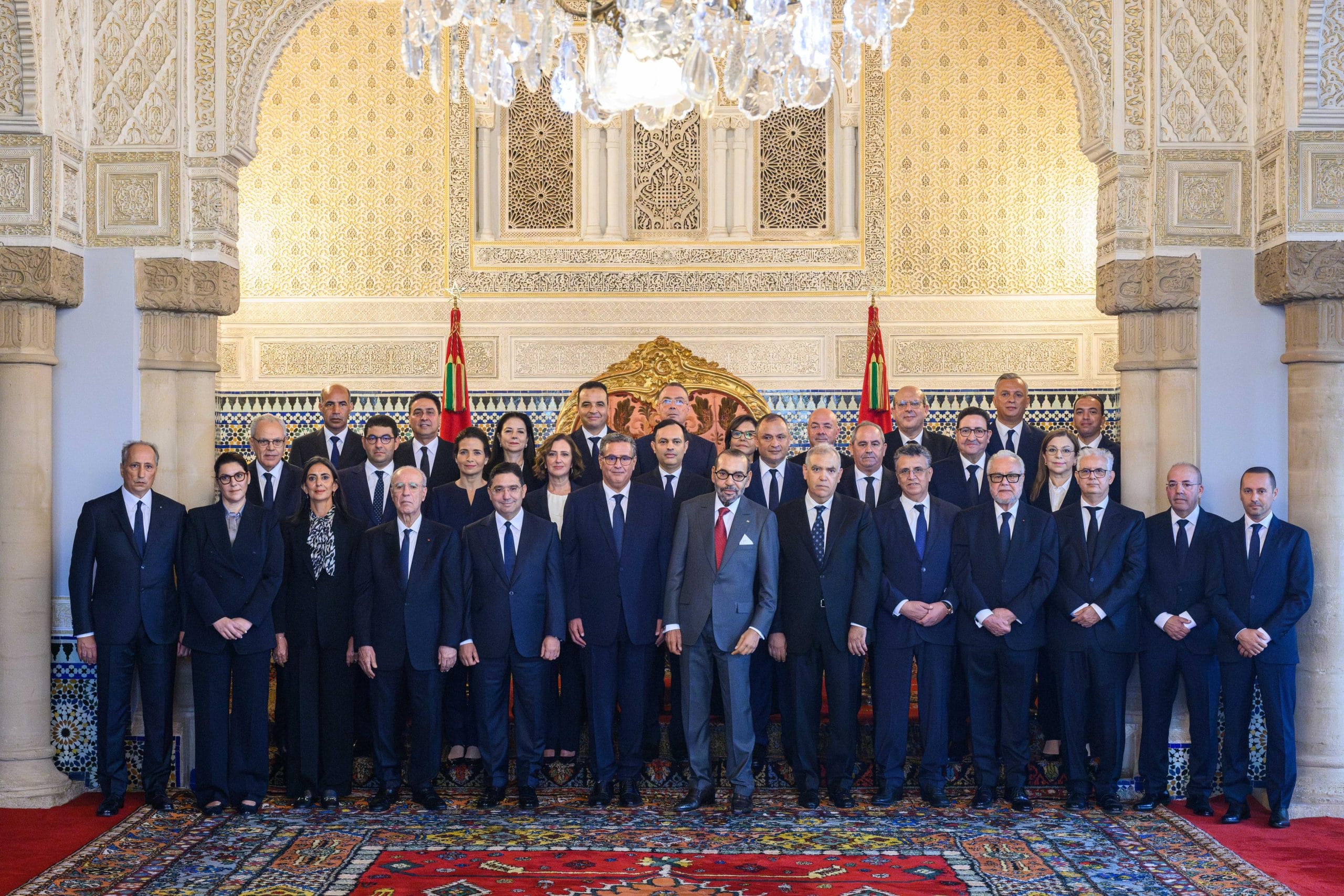 Le Roi a reçu le nouveau gouvernement, mercredi 23 octobre 2024 au Palais Royal de Rabat.