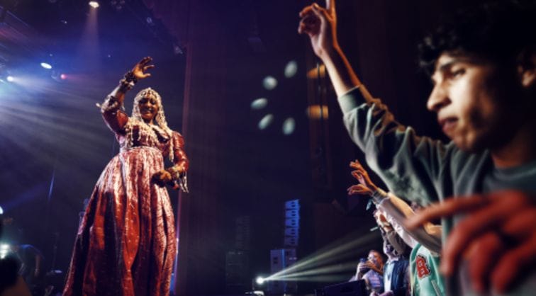 Image dillustration. DR 2 e1732285353451