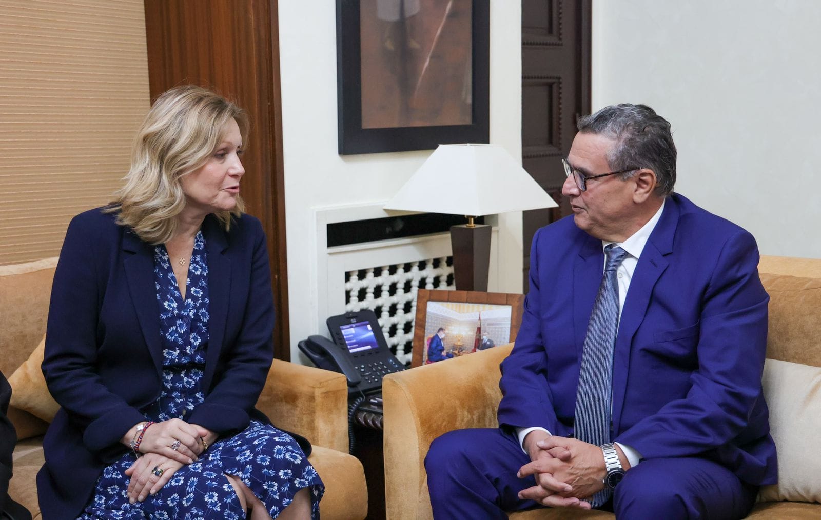 Aziz Akhannouch avec la présidente de l’Assemblée nationale française