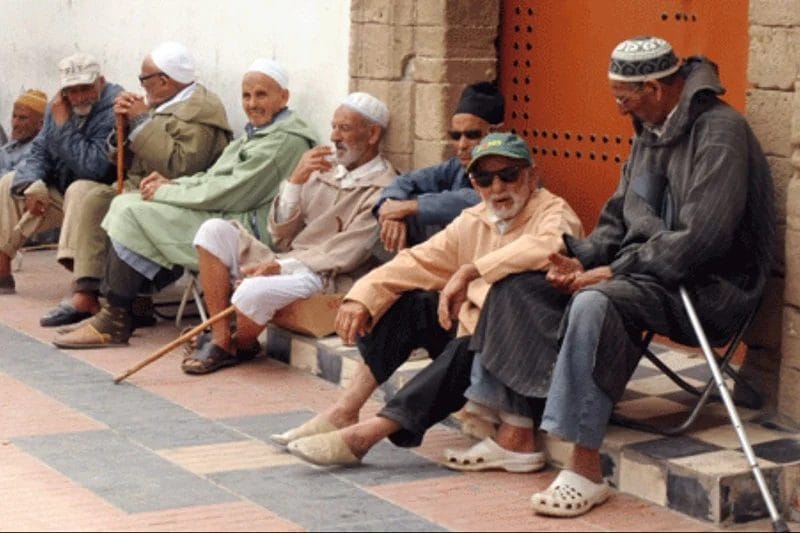 Réforme des retraites : vers un départ à 65 ans et le gel de la revalorisation des pensions Réforme des retraites : vers un départ à 65 ans et le gel de la revalorisation des pensions