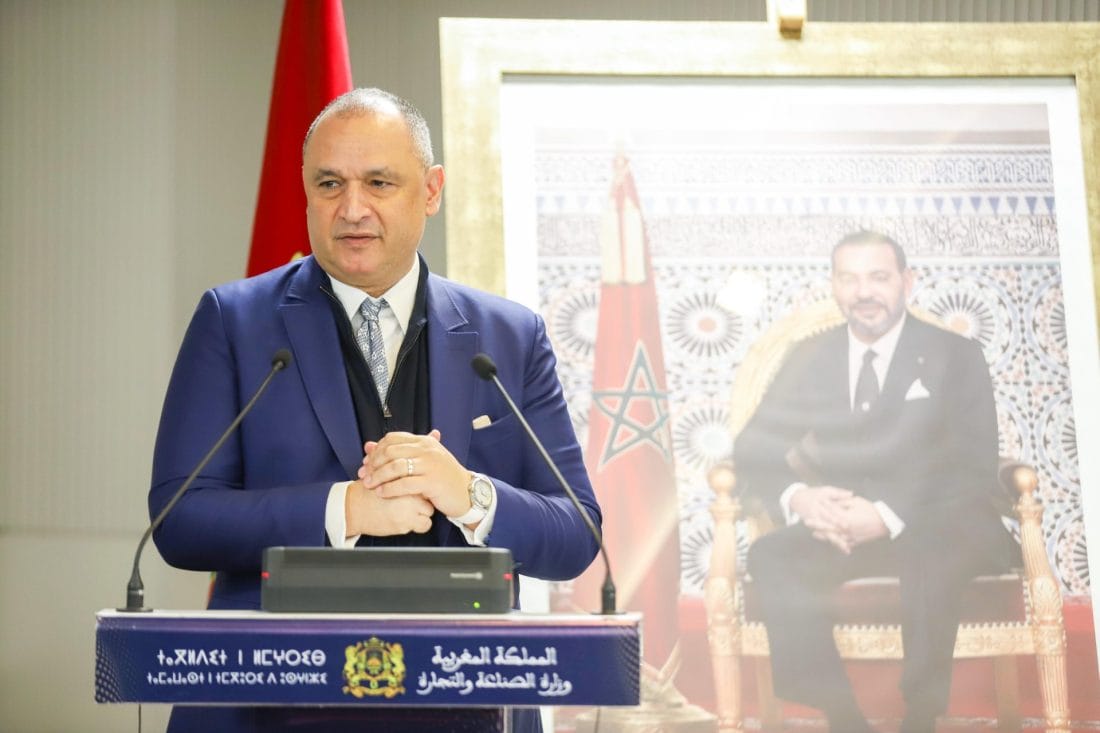 Ryad Mezzour et Attijariwafa bank mettent le cap sur la digitalisation des commerçants