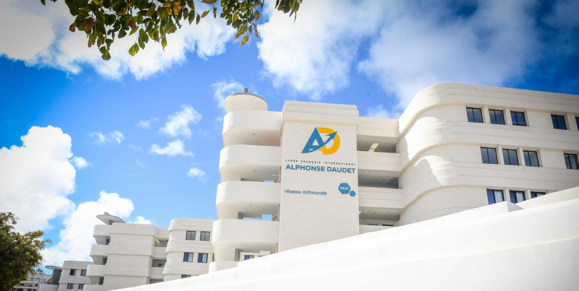 Alphonse Daudet : un nouveau lycée d’excellence inauguré à Casa Anfa