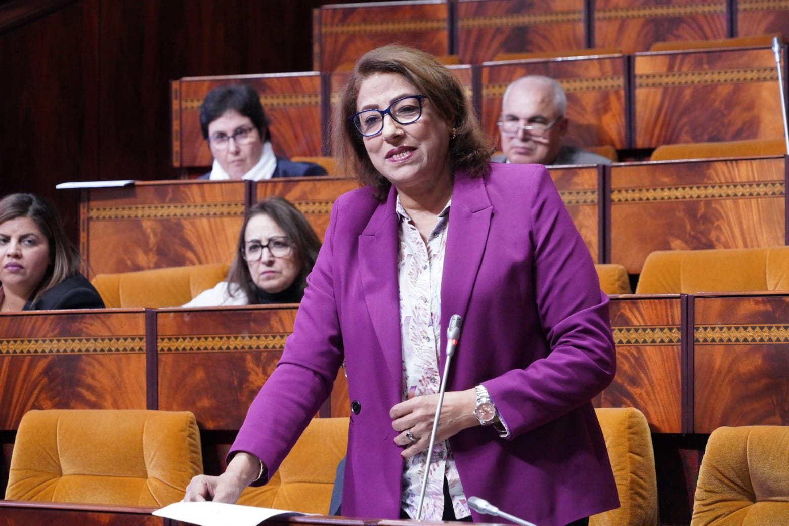 Nadia Thami fustige la gouvernance et exige des réformes