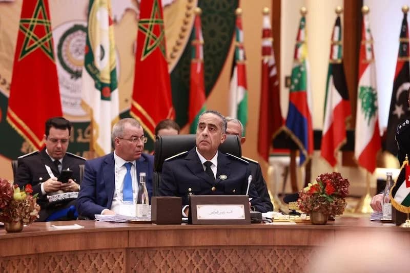 Hammouchi décoré de la prestigieuse médaille du Prince Nayef pour la sécurité arabe de 1ère classe