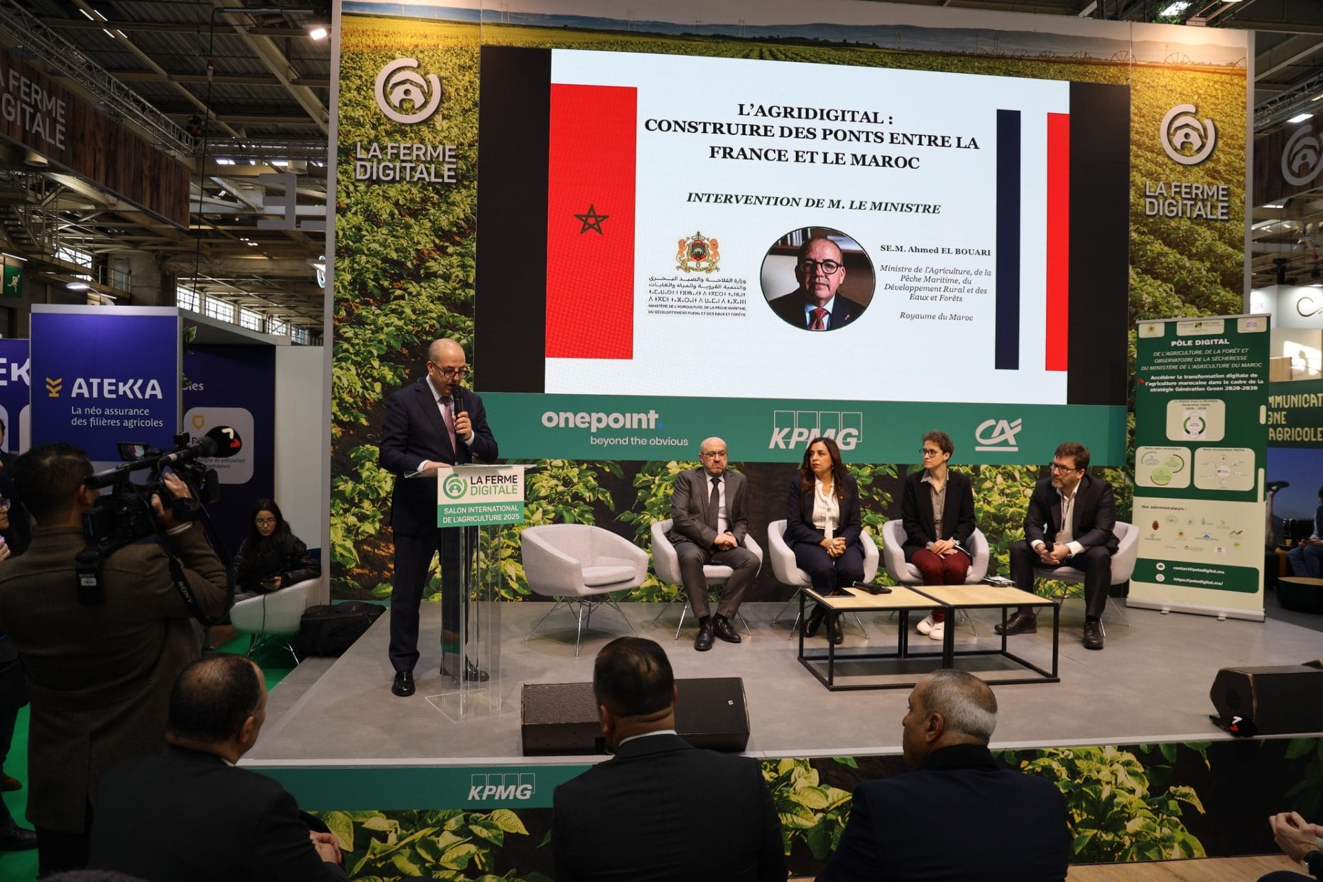 SIA 2025 : la ministre française chargée de l'Égalité femmes-hommes visite le pavillon marocain