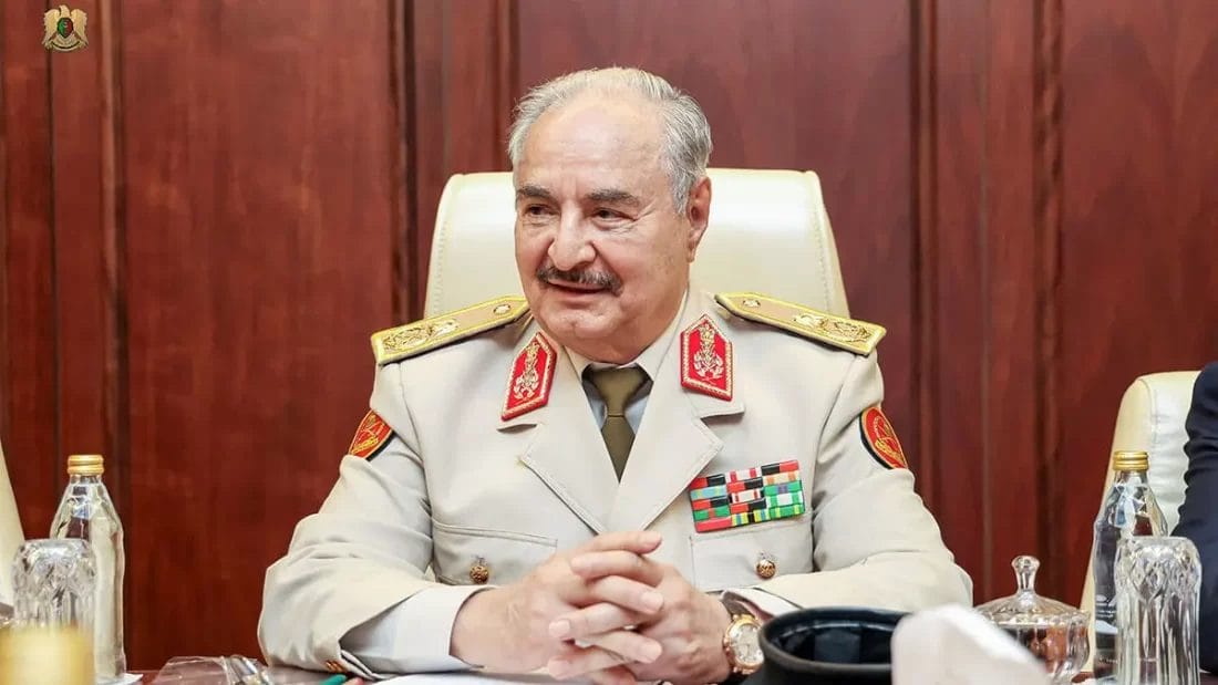 Libye: Khalifa Haftar reçu à l’Élysée