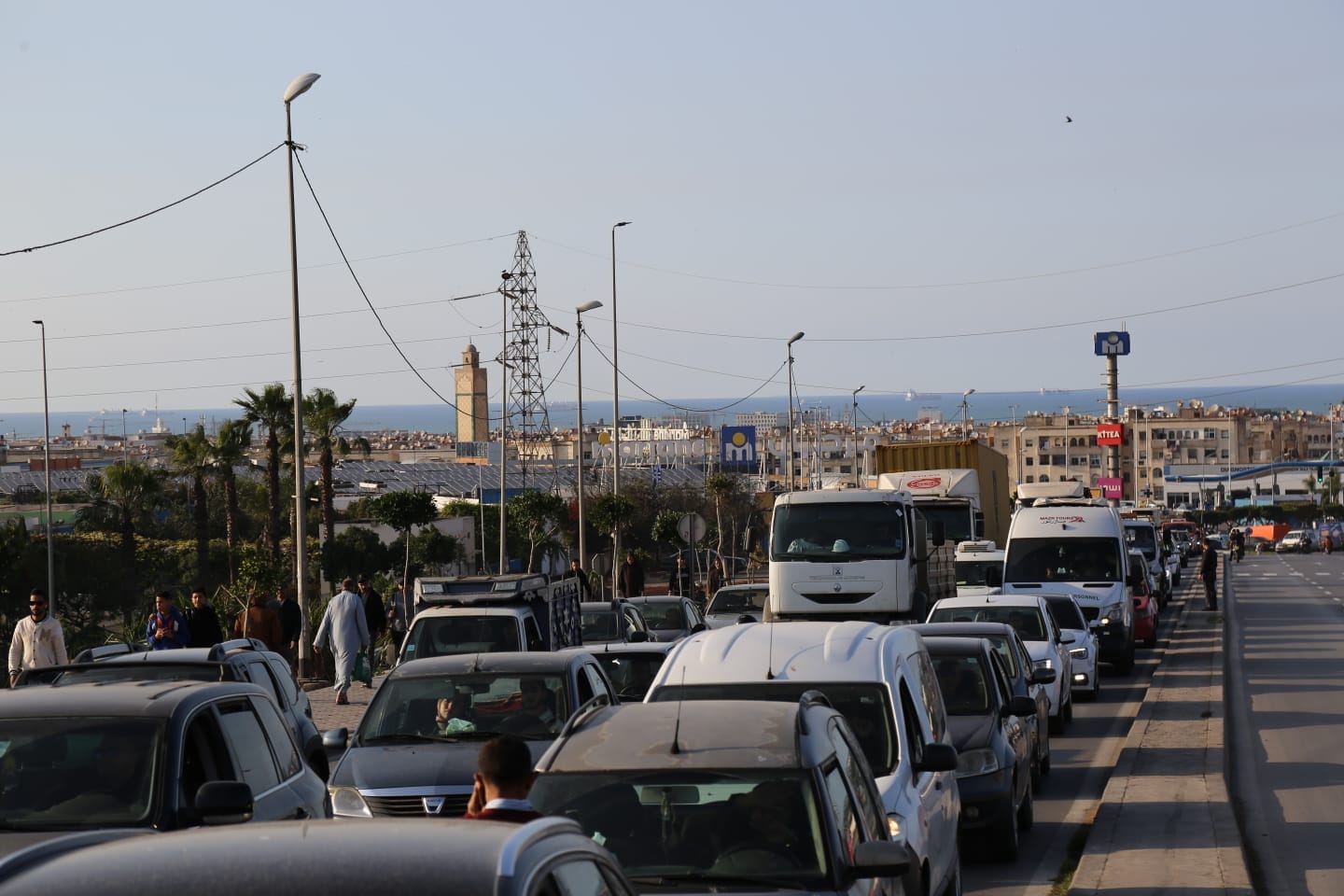 Casablanca sous tension : la course folle du ftour